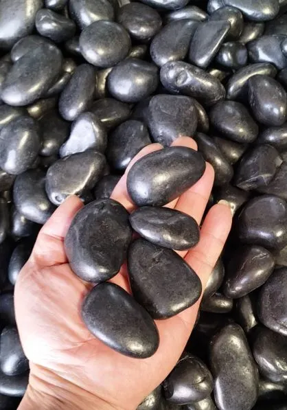 Alpstone Black Tusk Pebble 20-30mm 1 Ton Bulk Bag