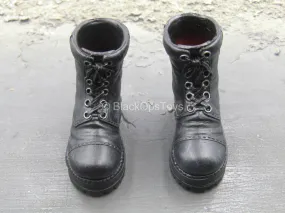 Hellboy 2 - Hellboy - Black Boots (Peg Type)