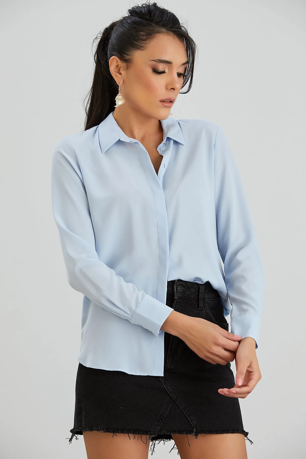 Pastel Button-Up Shirt in Soft Baby Blue