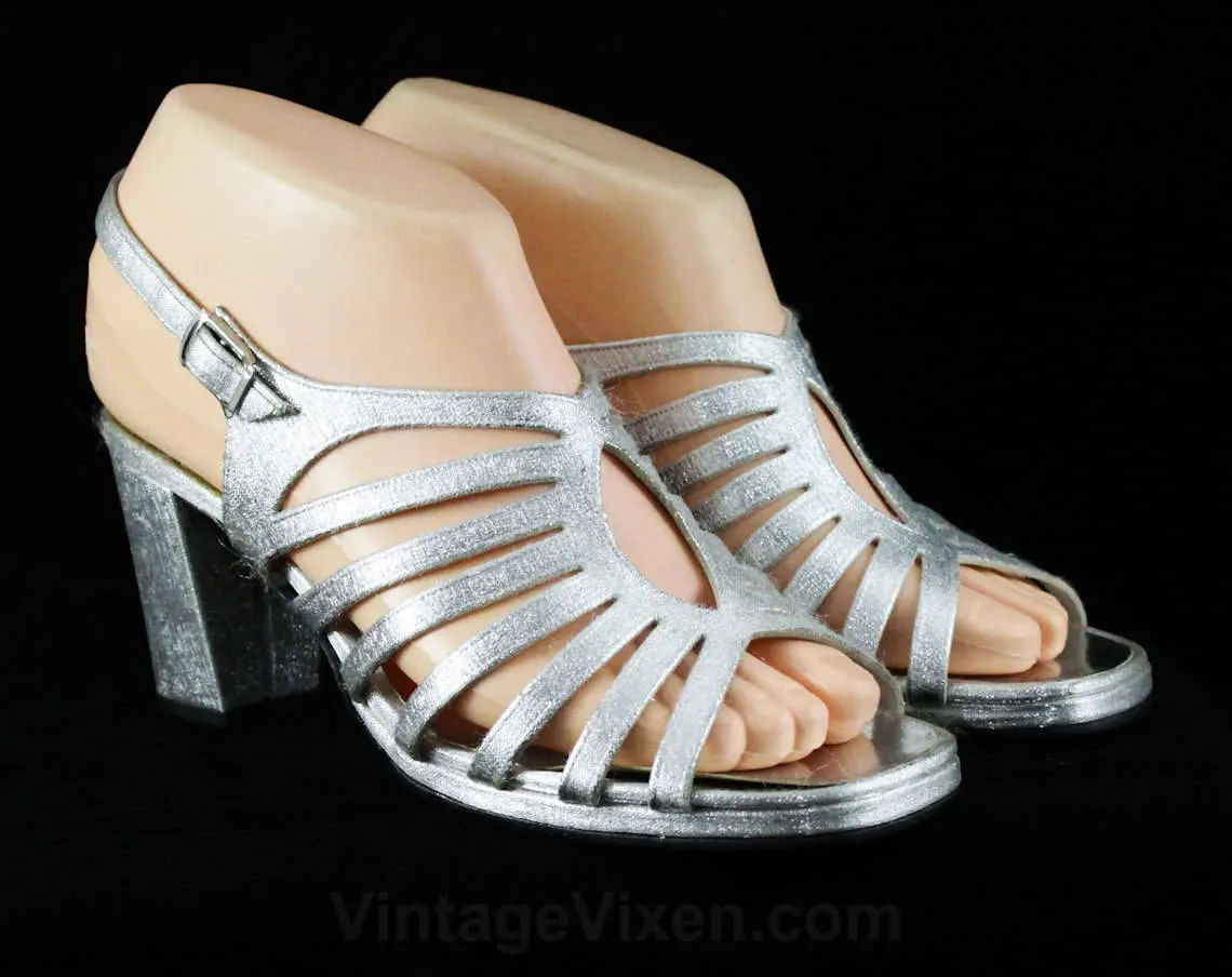 Size 6 Silver Sandals - Glam 1960s Metallic Shoes - 60s Open Toed Pumps with Mod Ribcage Design - Evening Formal Deadstock - 6M - 48052-1